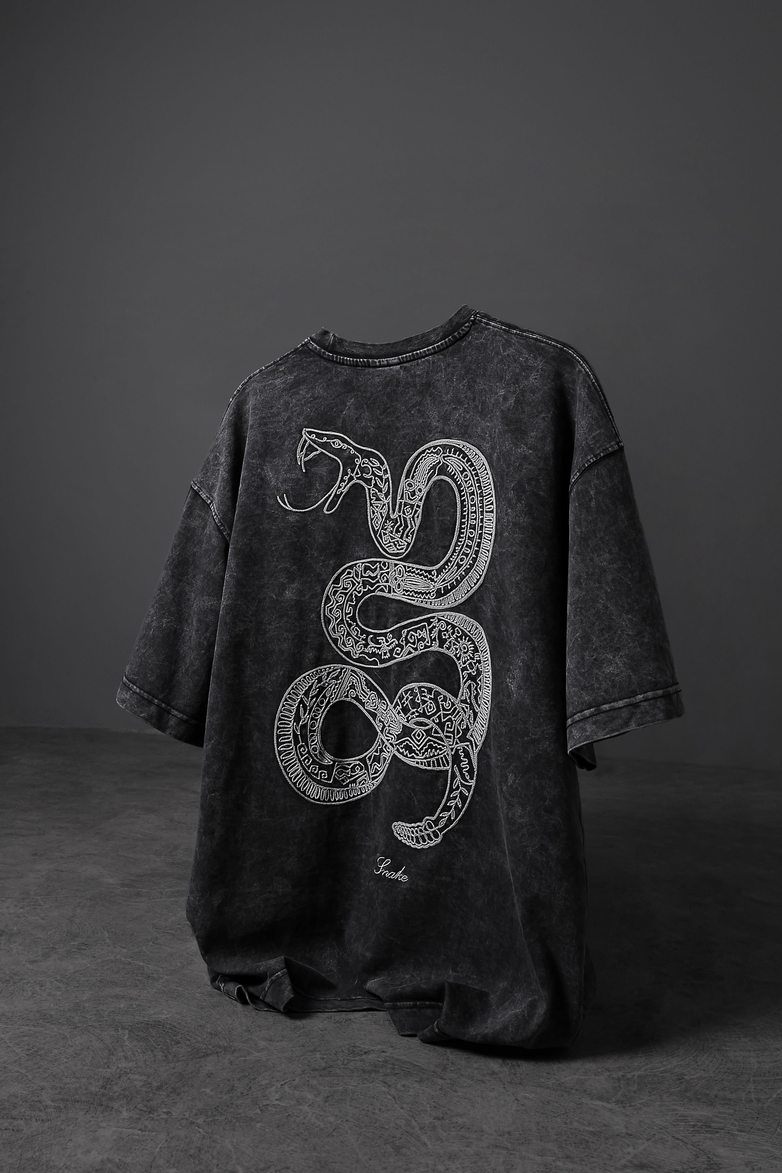 SNAKE PRINT T-SHIRT