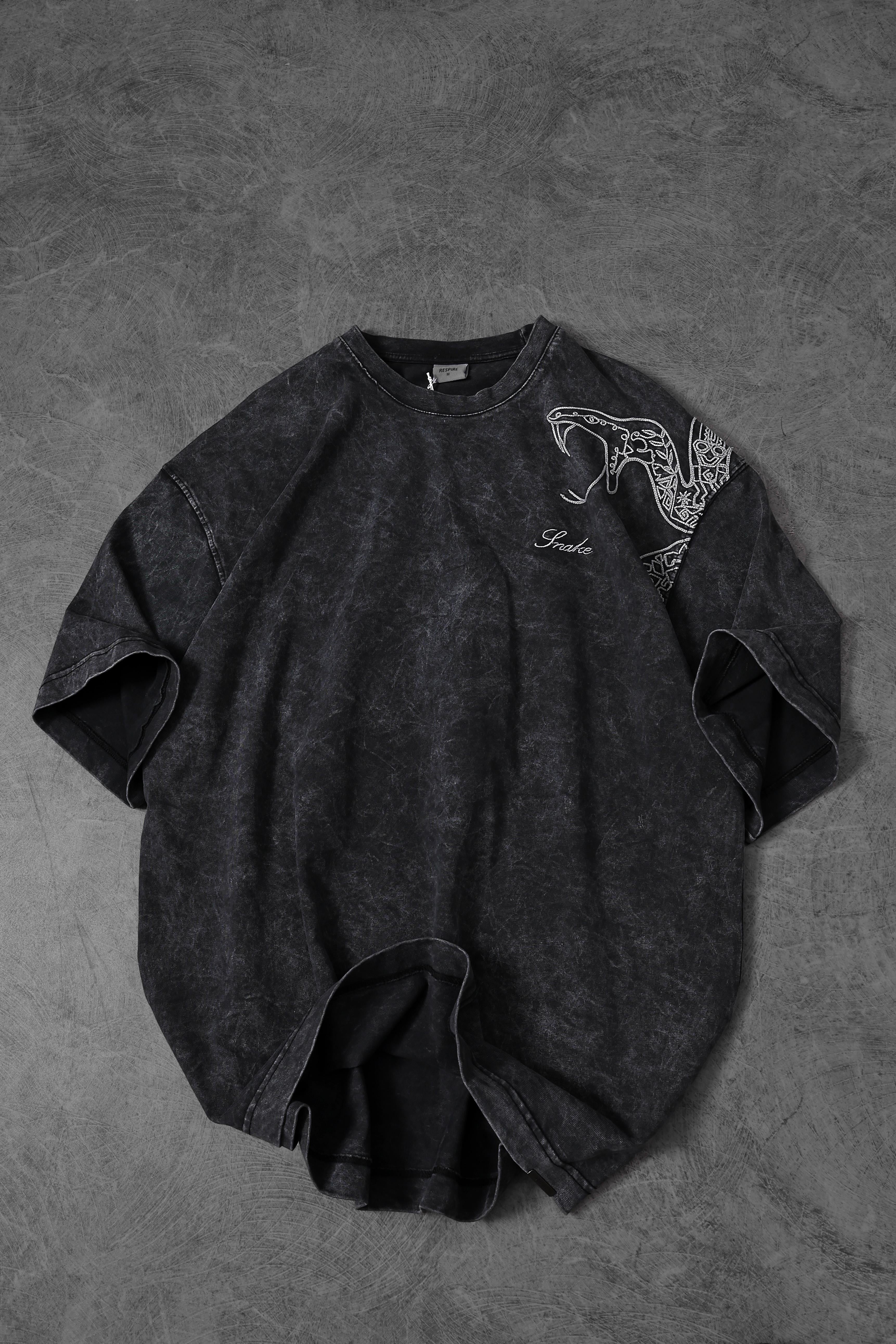 SNAKE PRINT T-SHIRT